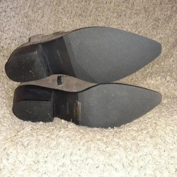 MA&LO-Italy-Laiss-Dark Brown Suede Ankle Booties-Side Zip-Studs-Sz 9-Near Mint - Picture 7 of 7